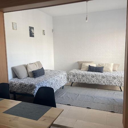 Hotel Astral-Habitacion Doble Privada En Casa Compartida-Uebica2 à Mairena del Aljarafe Extérieur photo